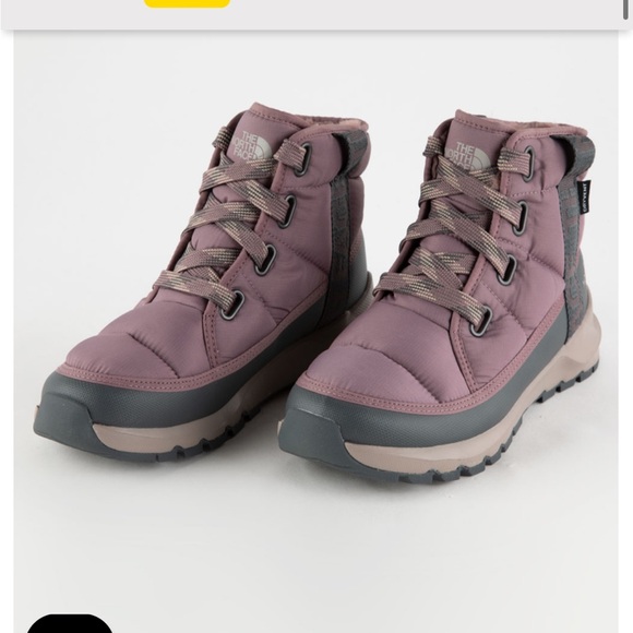 THE NORTH FACE ThermoBall ™ Lace Up Luxe Womens Waterproof Boots - Picture 4 of 9